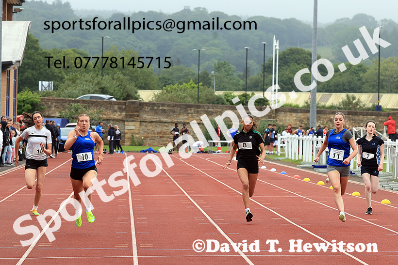 Girls 100 metres, 2025 Northumberland Schools Track and Fields, Wentworth, Hexham. Photo: David T. Hewitson/Sports for All Pics